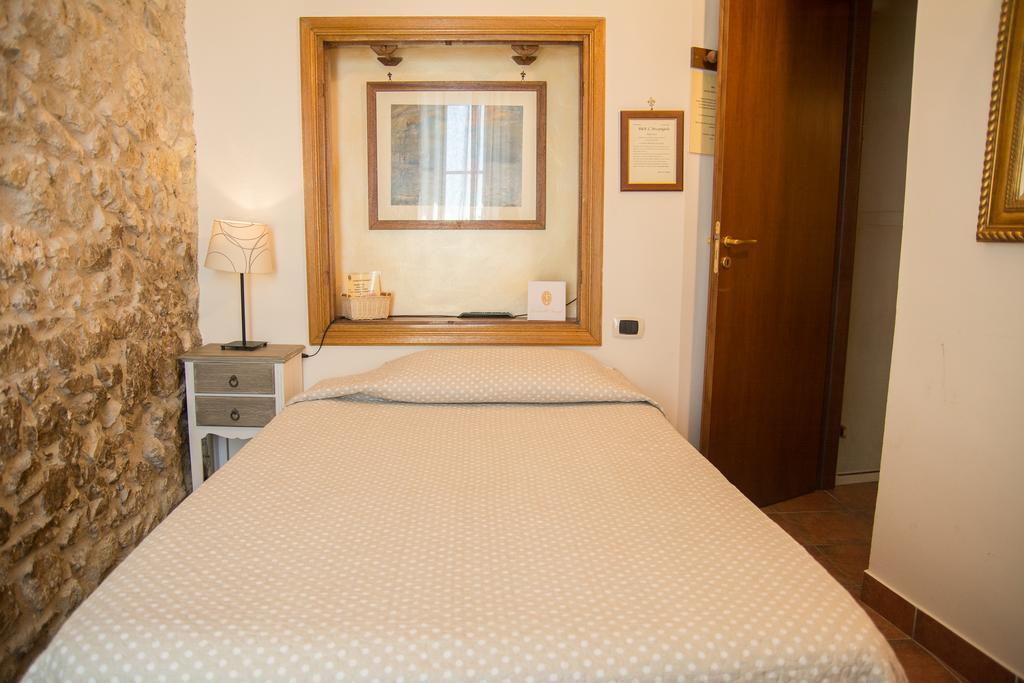 Locanda Dell'Arcangelo Rocca Massima Kültér fotó